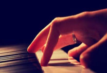 壹号娱乐:捷克天才门希克能否大放异彩、首夺大师赛冠军?.